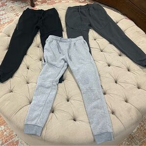 3 pairs of size medium men’s fleece joggers